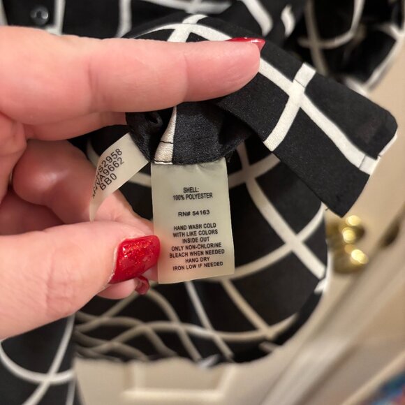 Calvin Klein Women's Black/White Windowpane Boyfriend Tunic Shirt ~ Medium - Picture 5 of 6